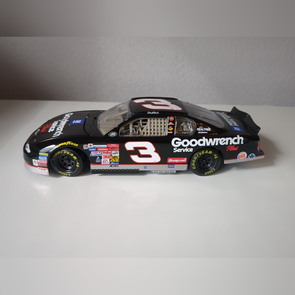 Dale Earnhardt #3 1/24 Collectible Car AP 2000 Car With Box Limited Edition